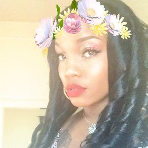 Meet your Posher, Katrina